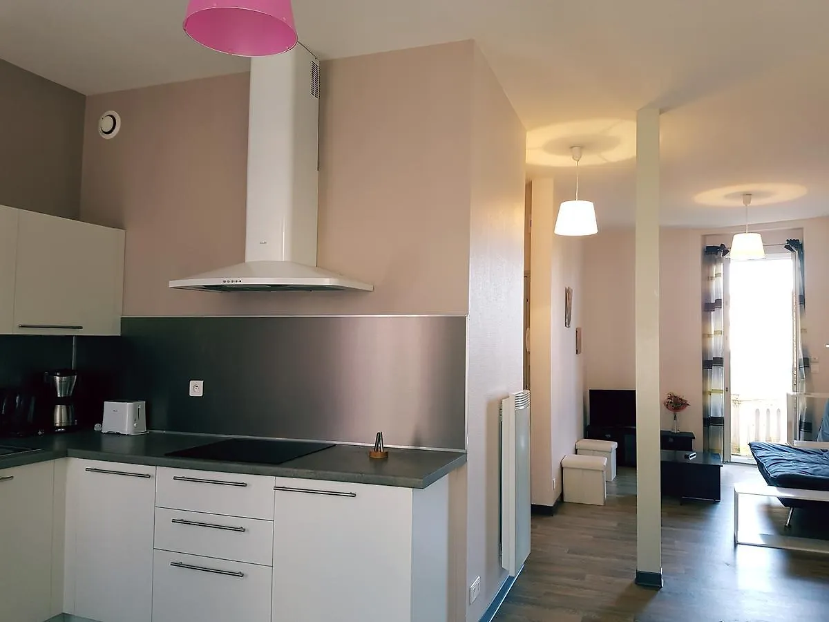 Logis Hotel Restaurant Du Midi - Rodez Centre 2*,