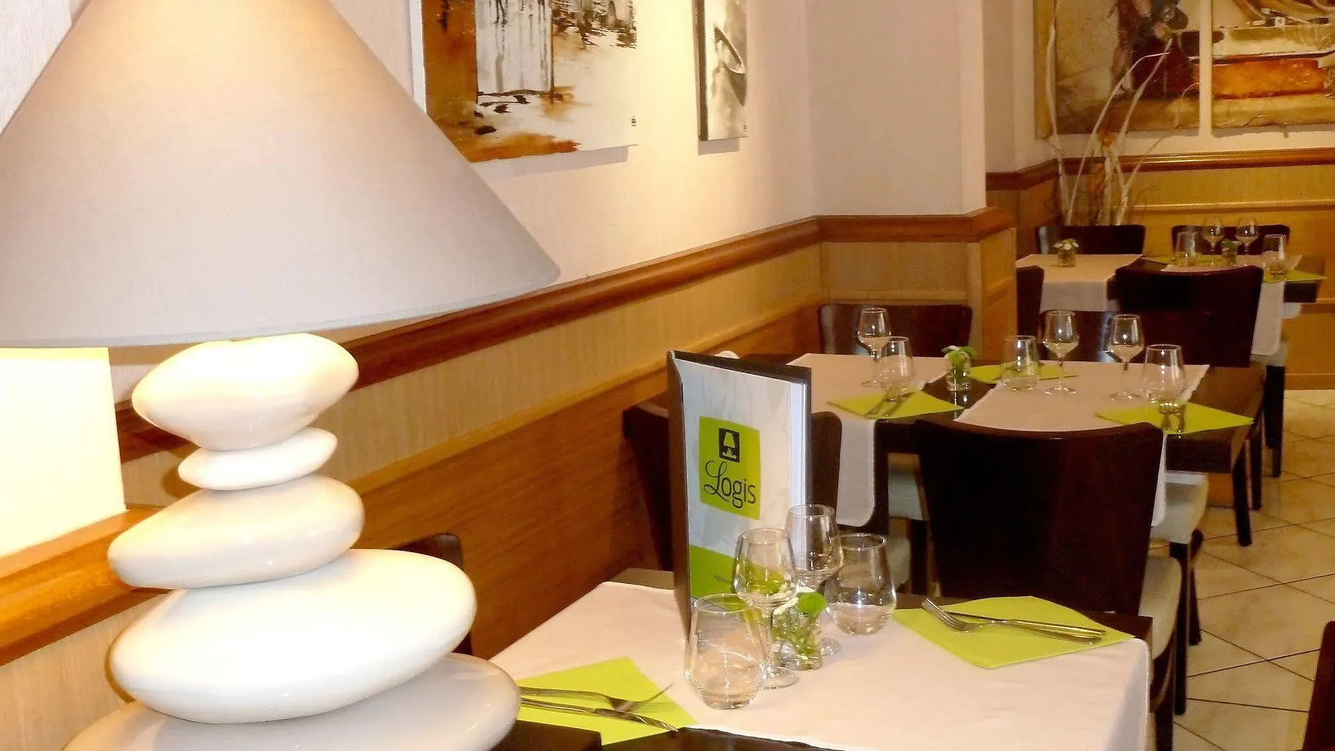 Logis Hotel Restaurant Du Midi - Rodez Centre 2*,