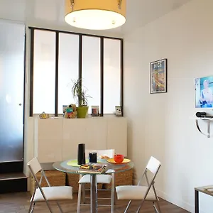  Appartement Ideal ! 2 Pièces Antiquaires, Port Garibaldi France