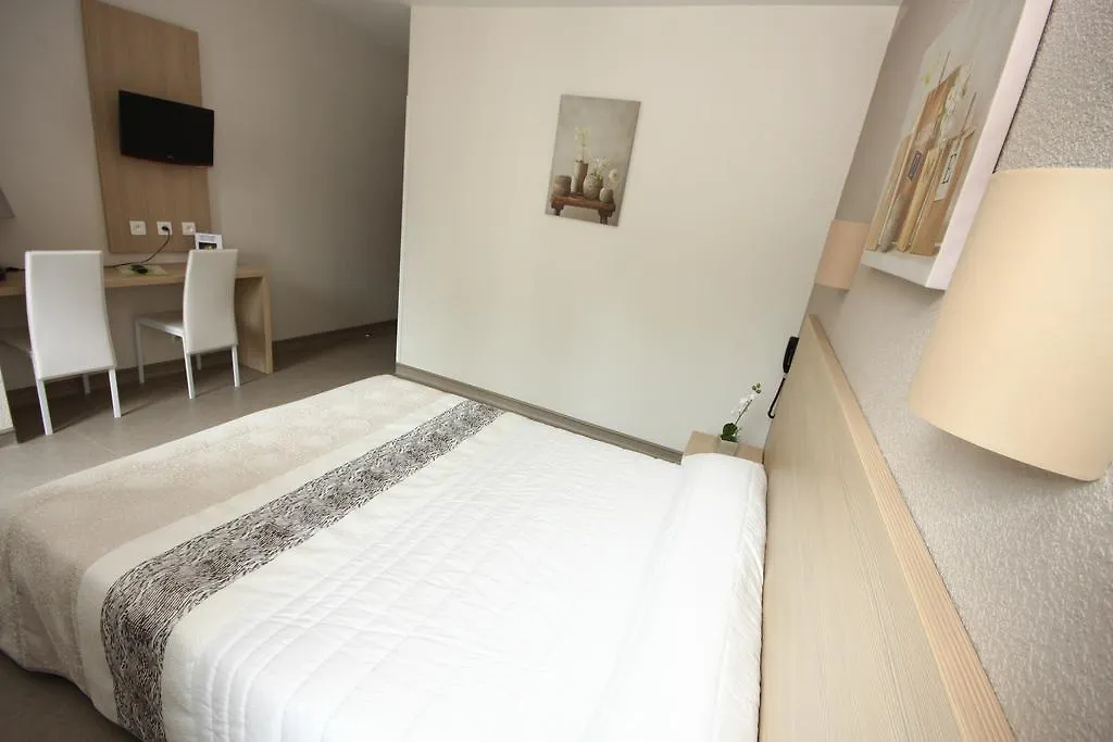 Logis Hotel Restaurant Du Midi - Rodez Centre